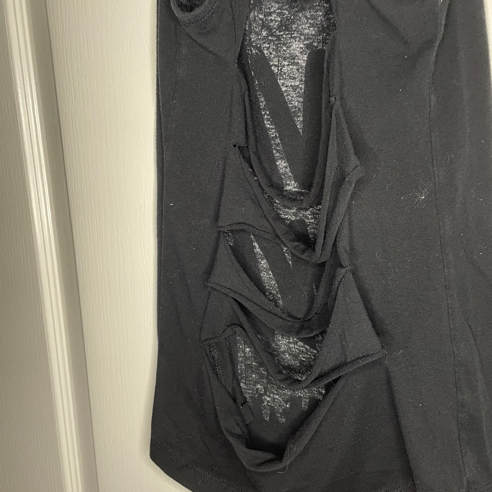 One Love - Distressed Tank Top - Picture 3 of 3